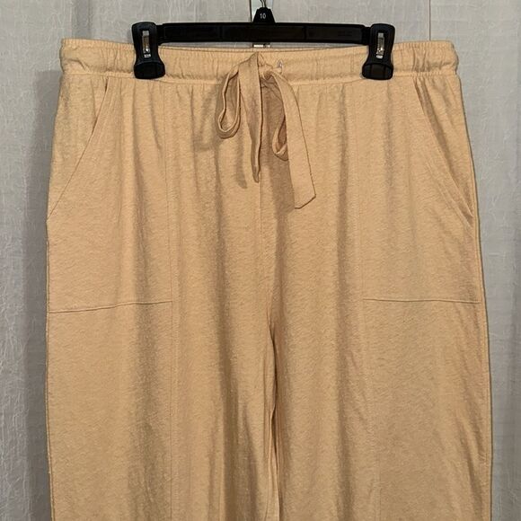 aerie L Almond Yellow Oversized Lounge JoggerβDrawstring Sweatpants with Pockets - Picture 3 of 11